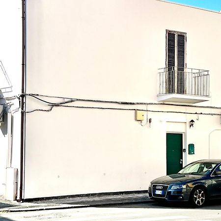 Il Mondo CTA Exterior photo